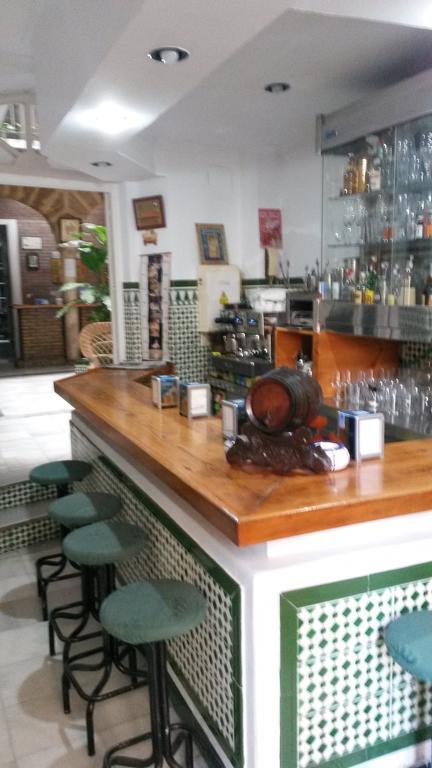 Hostal Centro Sol Кадис Экстерьер фото
