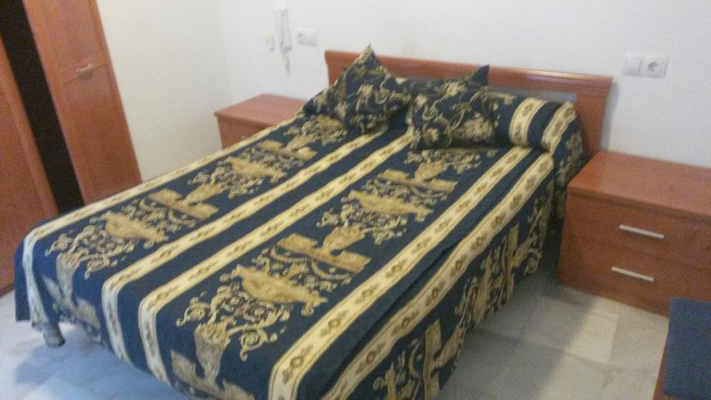 Hostal Centro Sol Кадис Экстерьер фото