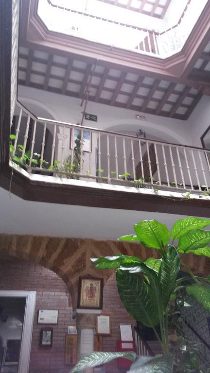 Hostal Centro Sol Кадис Экстерьер фото