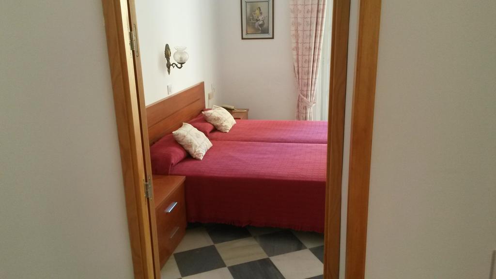 Hostal Centro Sol Кадис Экстерьер фото