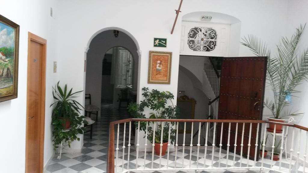 Hostal Centro Sol Кадис Экстерьер фото