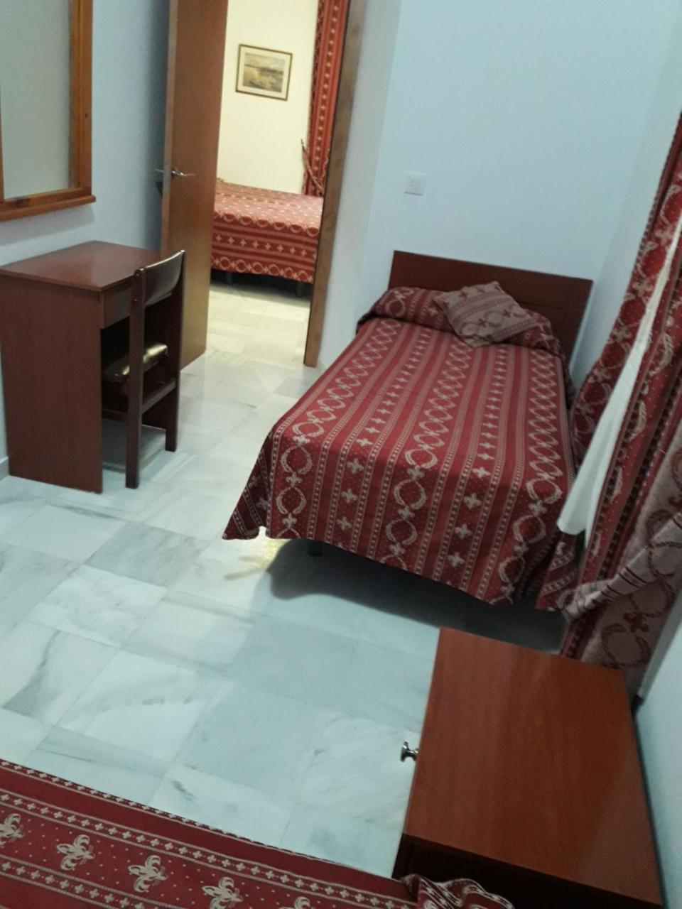 Hostal Centro Sol Кадис Номер фото